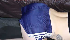 ***COURTNEY***NEW MODELL***watching Courtney during her workout with barbells wearing a sexy shiny nylon shorts and a top  (Pics)