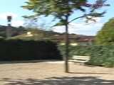 016124 Eve Is Spotted Peeing In The Street