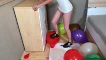 stomp2pop 12inch Karaloons with her shoe