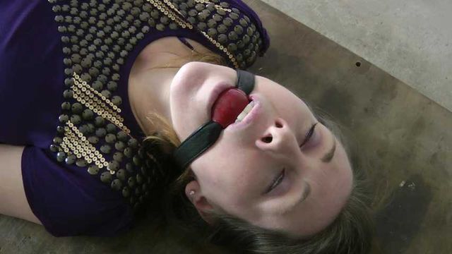 Tattoo Bitch - Maschine und Massager