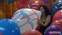 Madame en rouge 18
