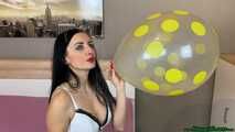 Blow2Pop U16 polka dots while smoking