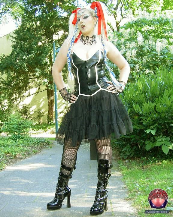 Gothic Lady