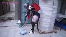 Xiaomeng All Geared Up for the Big Cleanup