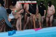 Party photos: Tina and Farah outdoor party