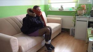 Wunschvideo Leonie - überfallen Teil 2 von 4