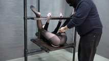 Karina wird gefistet