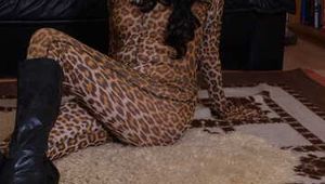Leoparden-Catsuit