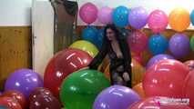 Madame en rouge 25