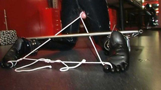 Madame Zoe´s Rubbertoy Part1