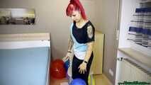sit2pop B12 and B14 in black leggings on the chair