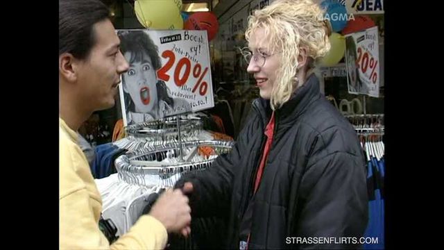 STRASSENFLIRTS 10 Bianca