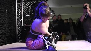 Yvette 2 times challenged !