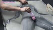 Xiaomeng Trapped in Vacuum Bed with Smart Pump