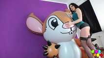 30 Jasmin and her Chipmunk