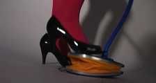 013 Steffi and foot pump again