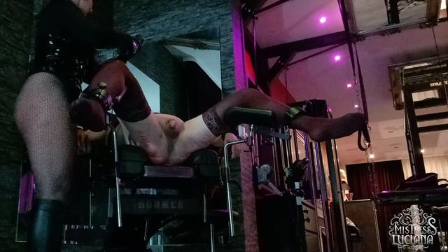 Fucking in the Gynchair