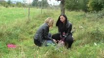 Lara ties Jasmin 1/2