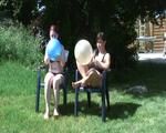 Nadja und Alexia outdoor...