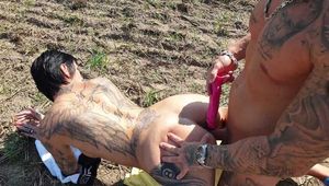 Versaute DP & Dreier im Kornfeld mit Spanner! [DE]