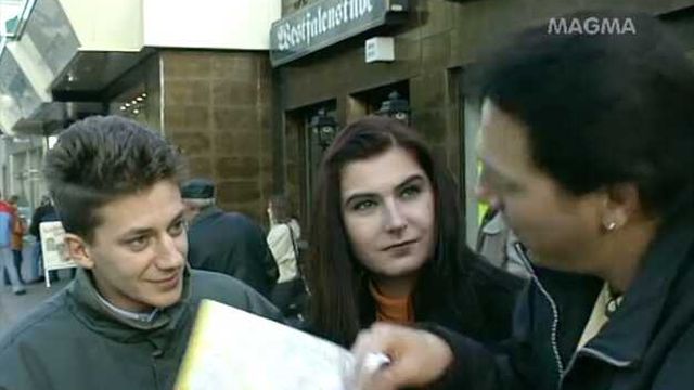 STRASSENFLIRTS 13 Raffaela