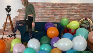 nail, sit, and heel2pop pastel balloons