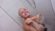 HORNY NEIGHBOR - Paulina RAW fucked in the shower