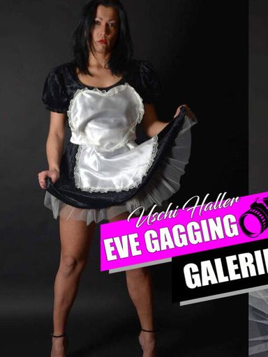 Photo series: Submissive Eve in the studio