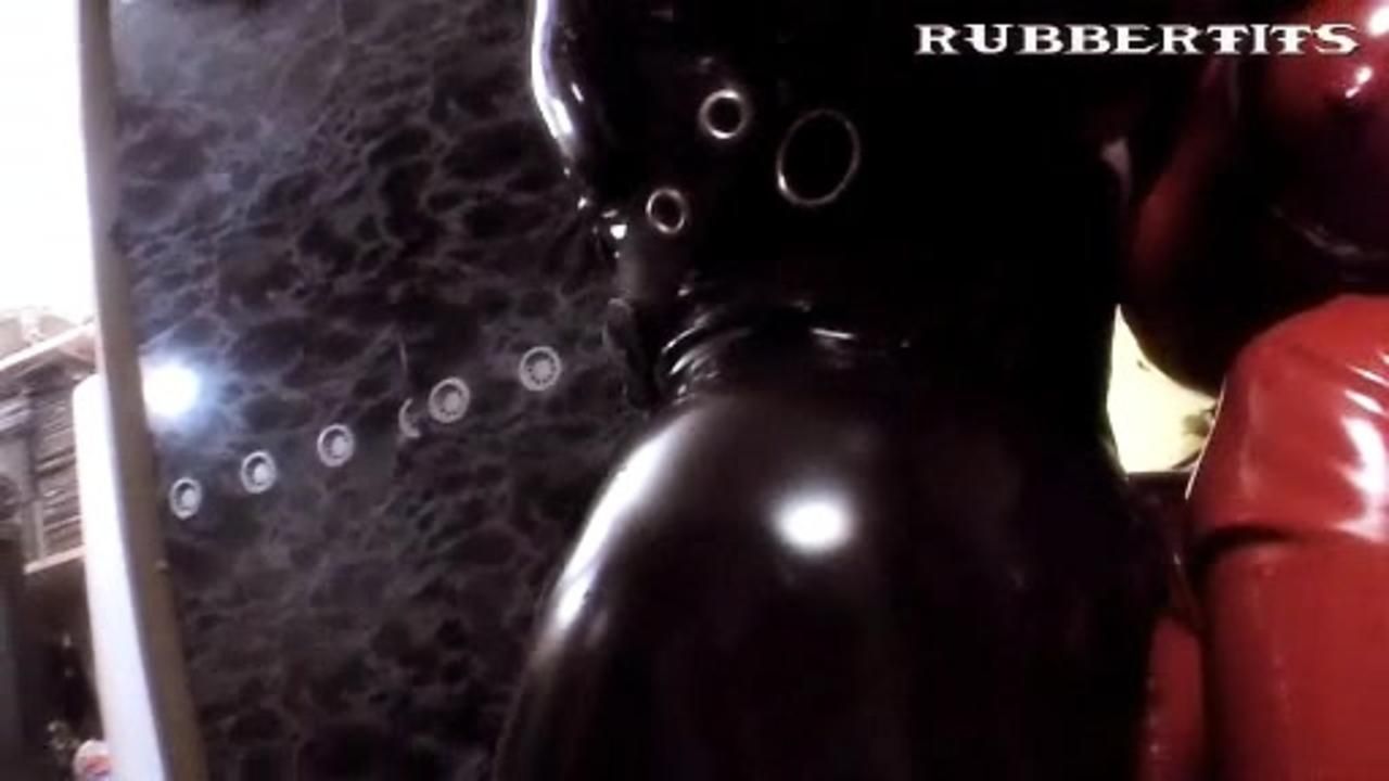 Avengelique & Raven: Tittydoll's Dildo-Domination!