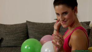 painting on balloons