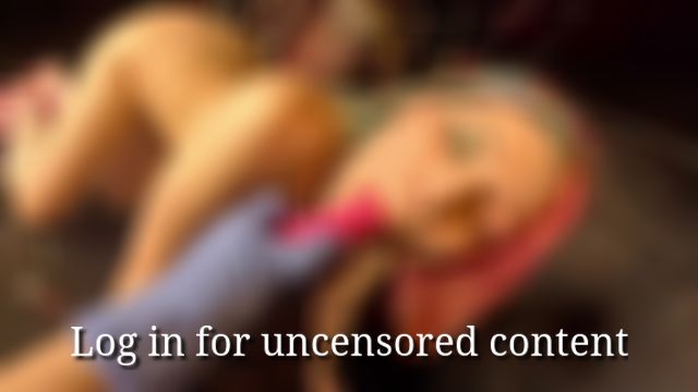 The slave's fuck hole gets fucked from behind!