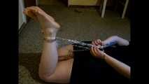 Miris feet call for help