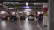 078055 Rachel Evans Takes A Risky Pee In The Parking Garage