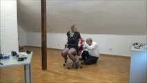 Mara - New prisoner in the office Teil 4 von 8