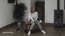 Mistress Nomi Melone smokes and pees on the toliett box