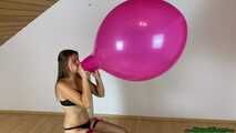 Blow2Pop pink TT17 while smoking