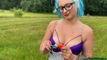 outdoor doublelift pump2pop five balloons
