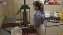 Kristin verwurstet Schwein Erna - #Hobbymetzgerin in der Wurstküche