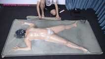 Xiaomeng Trapped in Vacuum Bed with Smart Pump