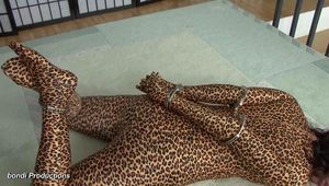 Selfbondage with Sophia + Irina