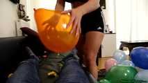 sexy sitpoppings between your legs