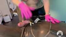 Hanna Engelss - Rinsed out and wanked off! Martina's monthly check-up