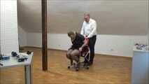 Mara - New prisoner in the office Teil 4 von 8