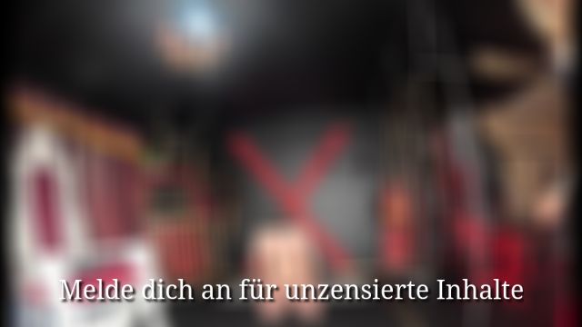 Jungfrau ArschfotzenSklave im DominaStudio! Gehst du auch als Jungfrau wieder nach Hause?
