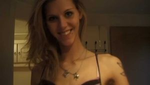 Skinny Teen Ilona Home made Video mit dem Porno Opa