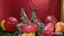 Lisa & Pamela 07