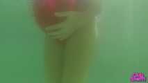 406 Underwater love