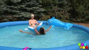 354 Cool off in the water!