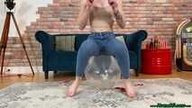 sitpopping U16 and TT17 balloons in jeans