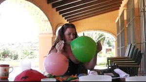 Fayth On Fire build the balloon wall...  part 2